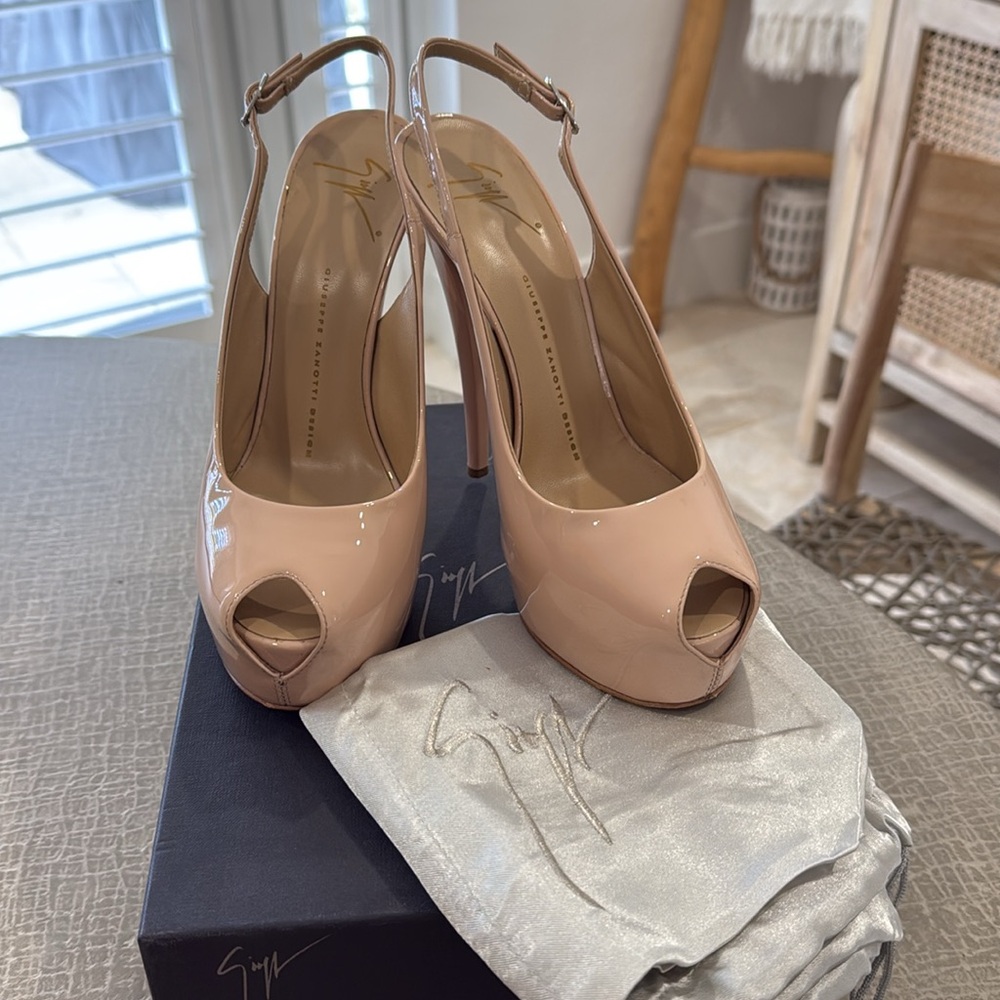 Giuseppe Zanotti Slingback Peep Toe Heels